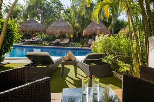Golden Swim-up Junior Suites at Valentin Imperial Riviera Maya